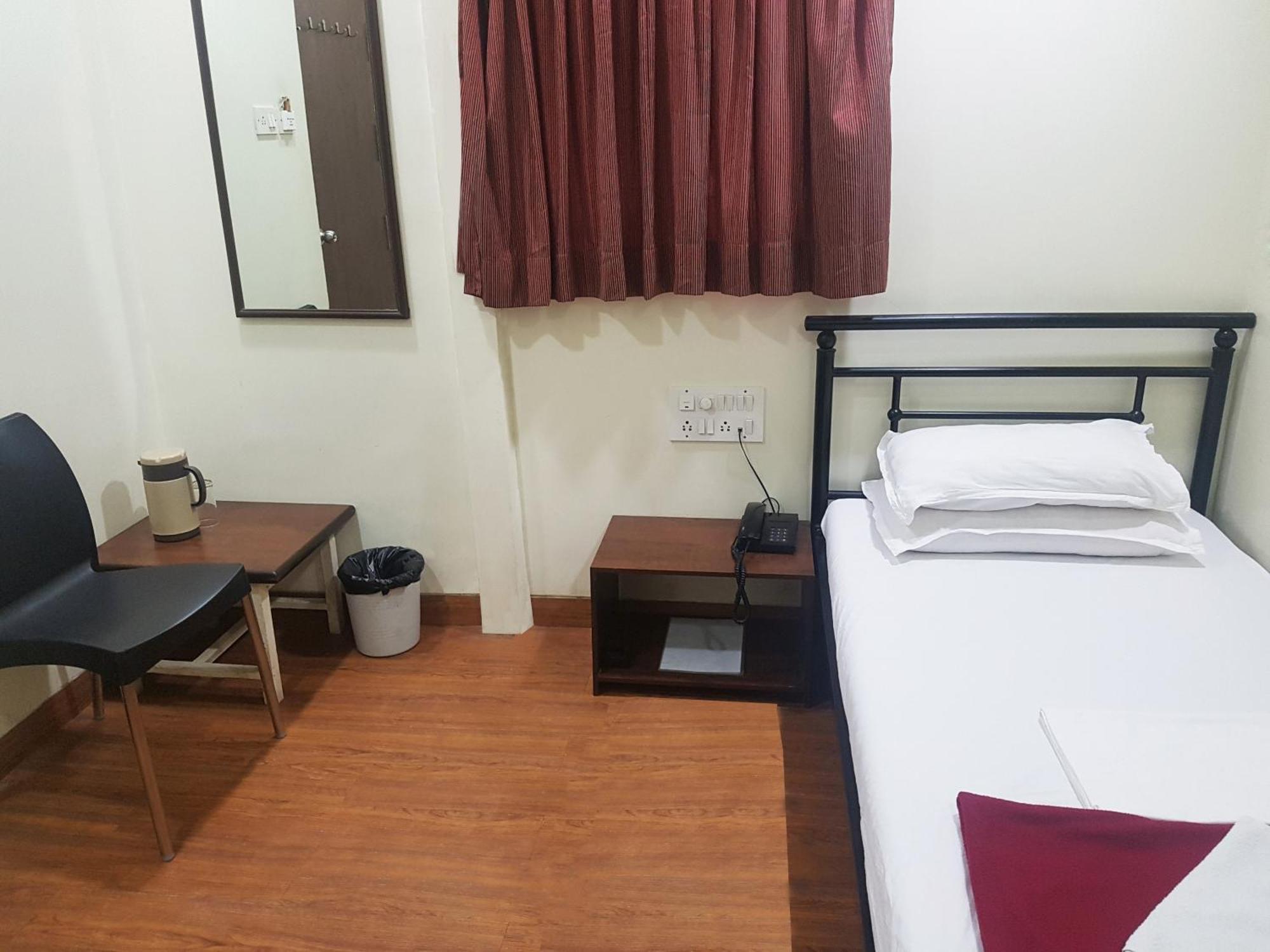 Kumkum Hotel Mumbai